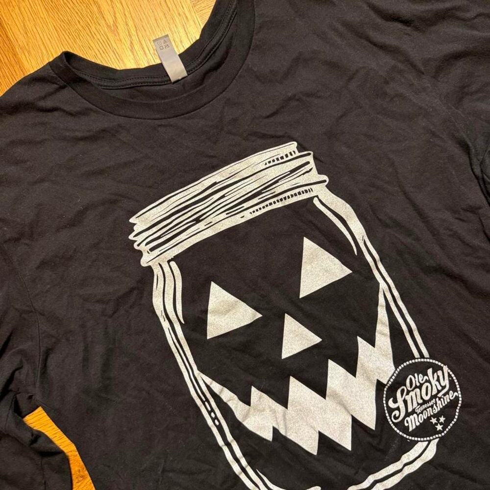 Ole Smoky Tennessee Moonshine Jack O’ Lantern Graphic T-Shirt Black Large